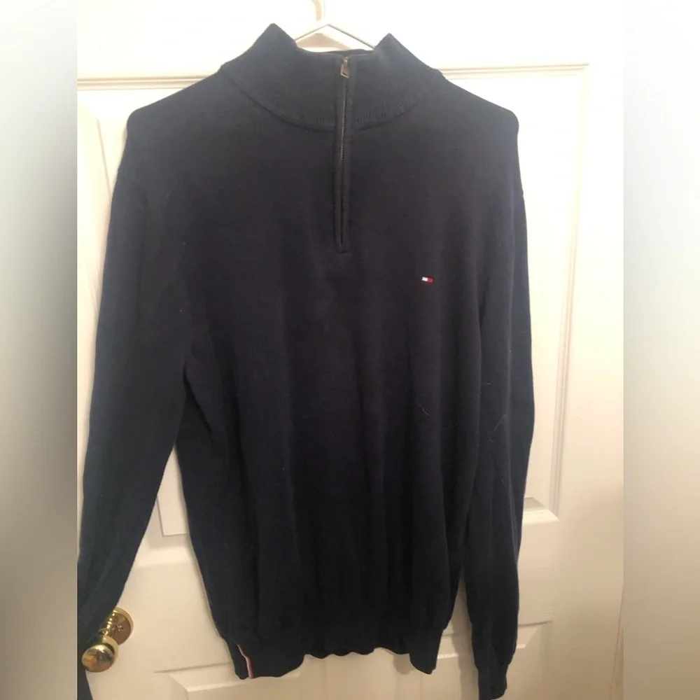 Tommy Hilfiger 1/4  zipped Cotton size large Pullover - Picture 9 of 9
